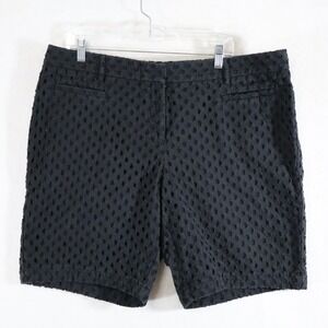 Land's End Women's Black Textured Shorts Size 18 Diamond Pattern Dressy Casual
